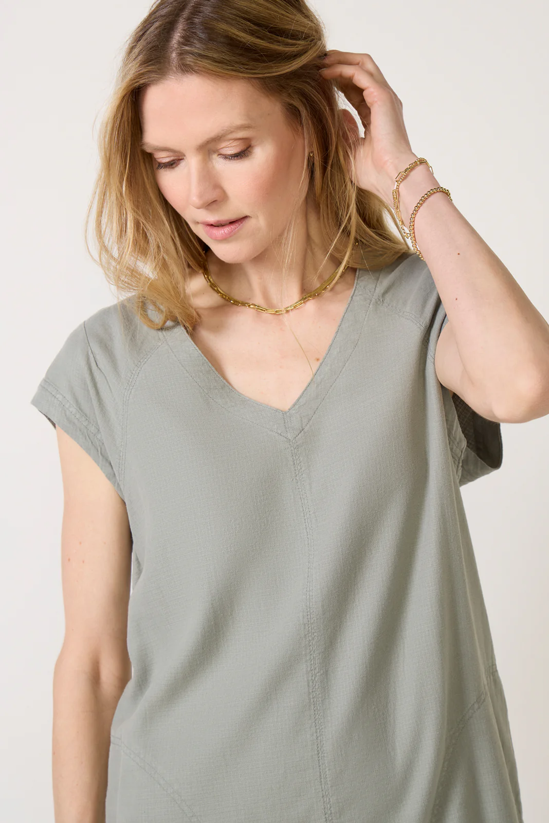 Chelly Linen Dress - Image 3