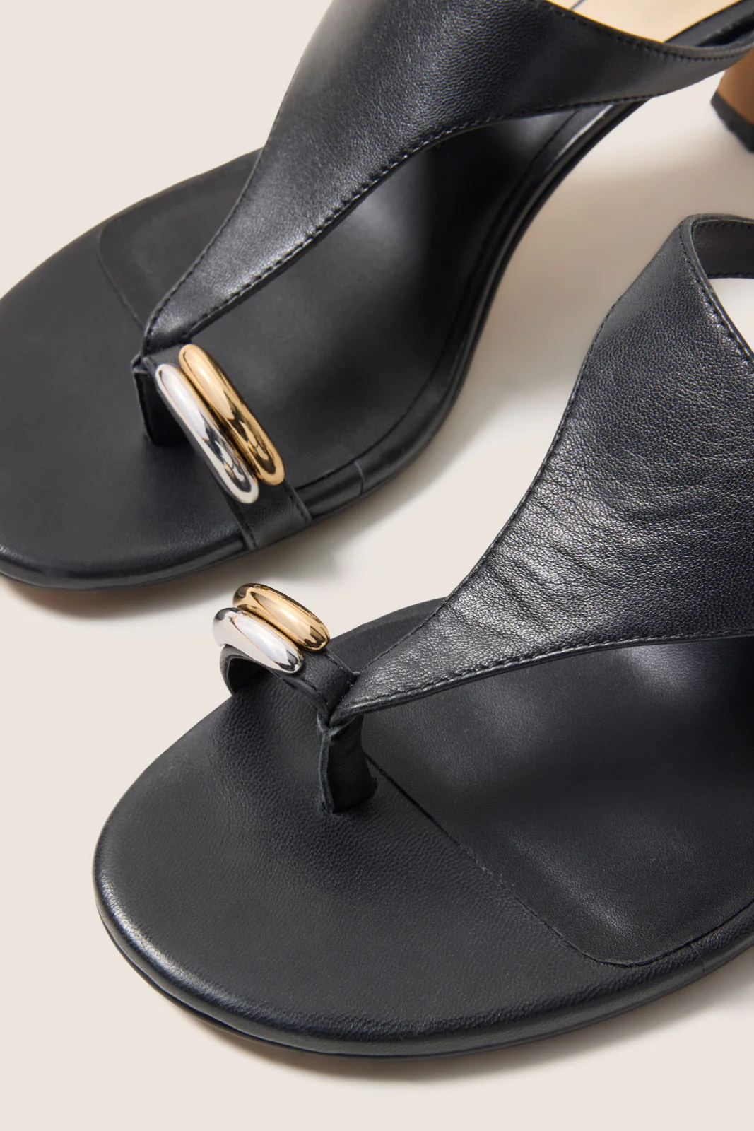 Derrel Kitten Heel - Image 2