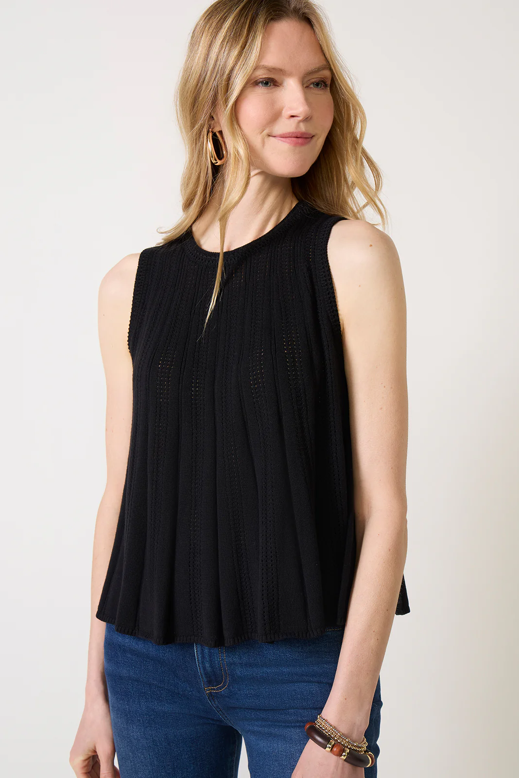 Mira Swing Hem Crew Tank - Image 5